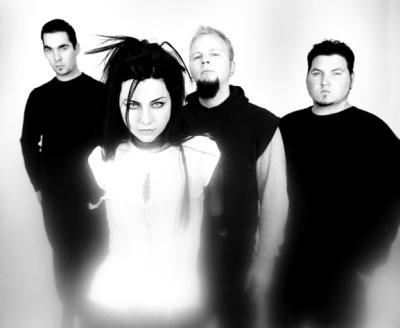 >>> Evanescence>>>